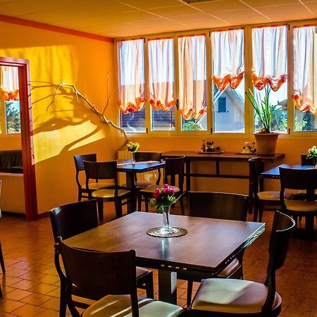 Casa Per Ferie Raggio Di Sole Bed & Breakfast Ceriale Ngoại thất bức ảnh