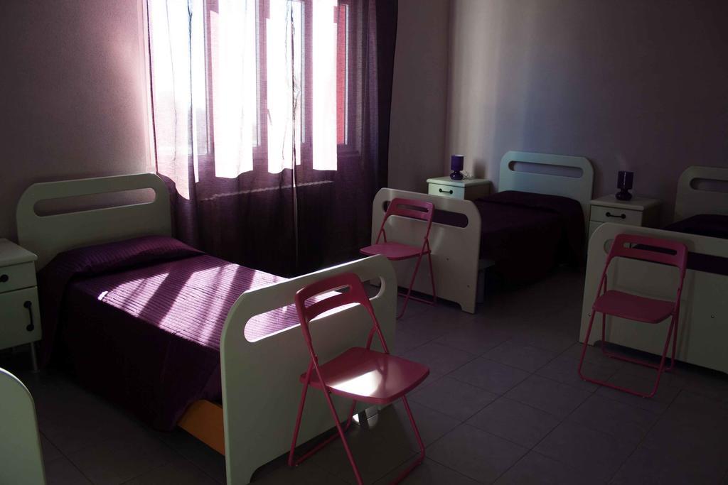 Casa Per Ferie Raggio Di Sole Bed & Breakfast Ceriale Phòng bức ảnh